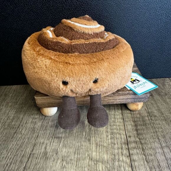 Jellycat Cinnamon Bun FAST SHIP Amuseables NEW Gift for Her Holiday Birthday